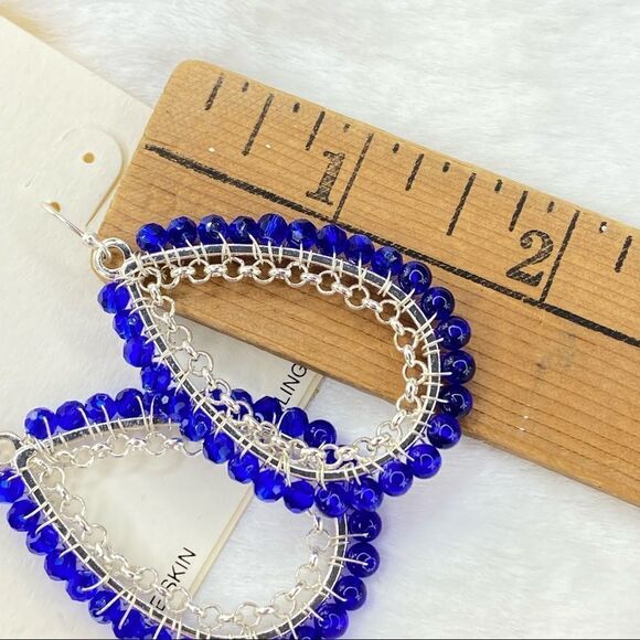 Dillard’s Beaded Drop Dangle Earrings Teardrop Blue Silver NWT - Picture 7 of 8